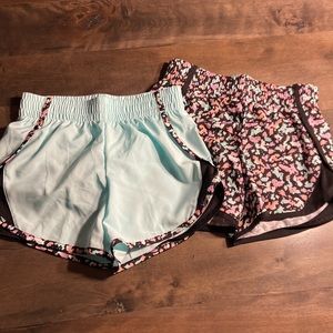 Girls athletic shorts pair